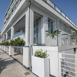  Appartement Vistamare Luxury Retreat